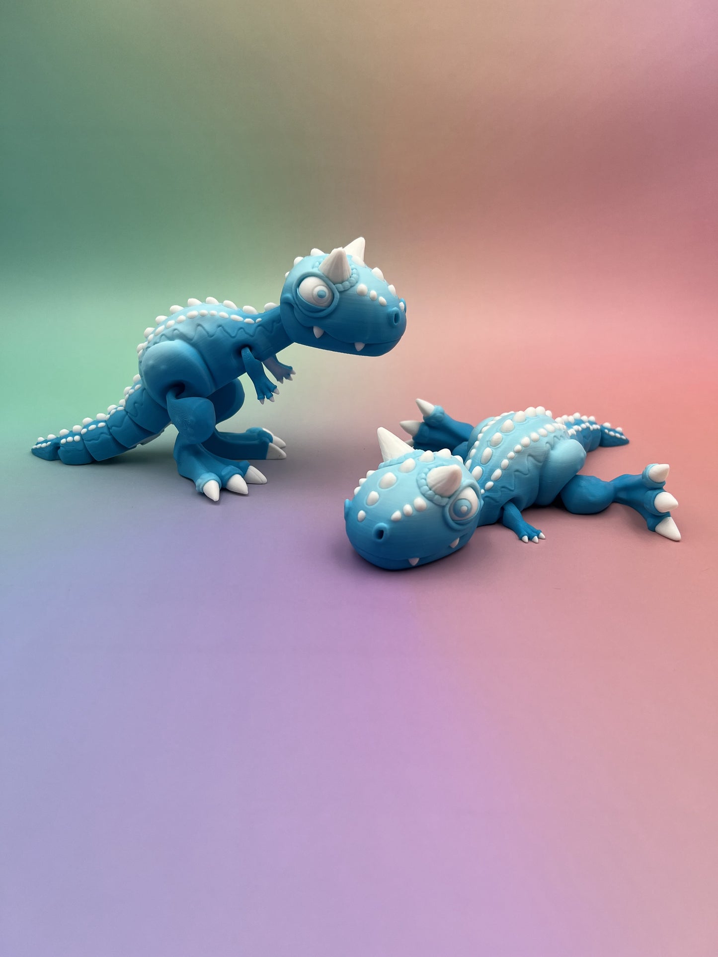 Carnosaurs Figurine – Blue with White Accents