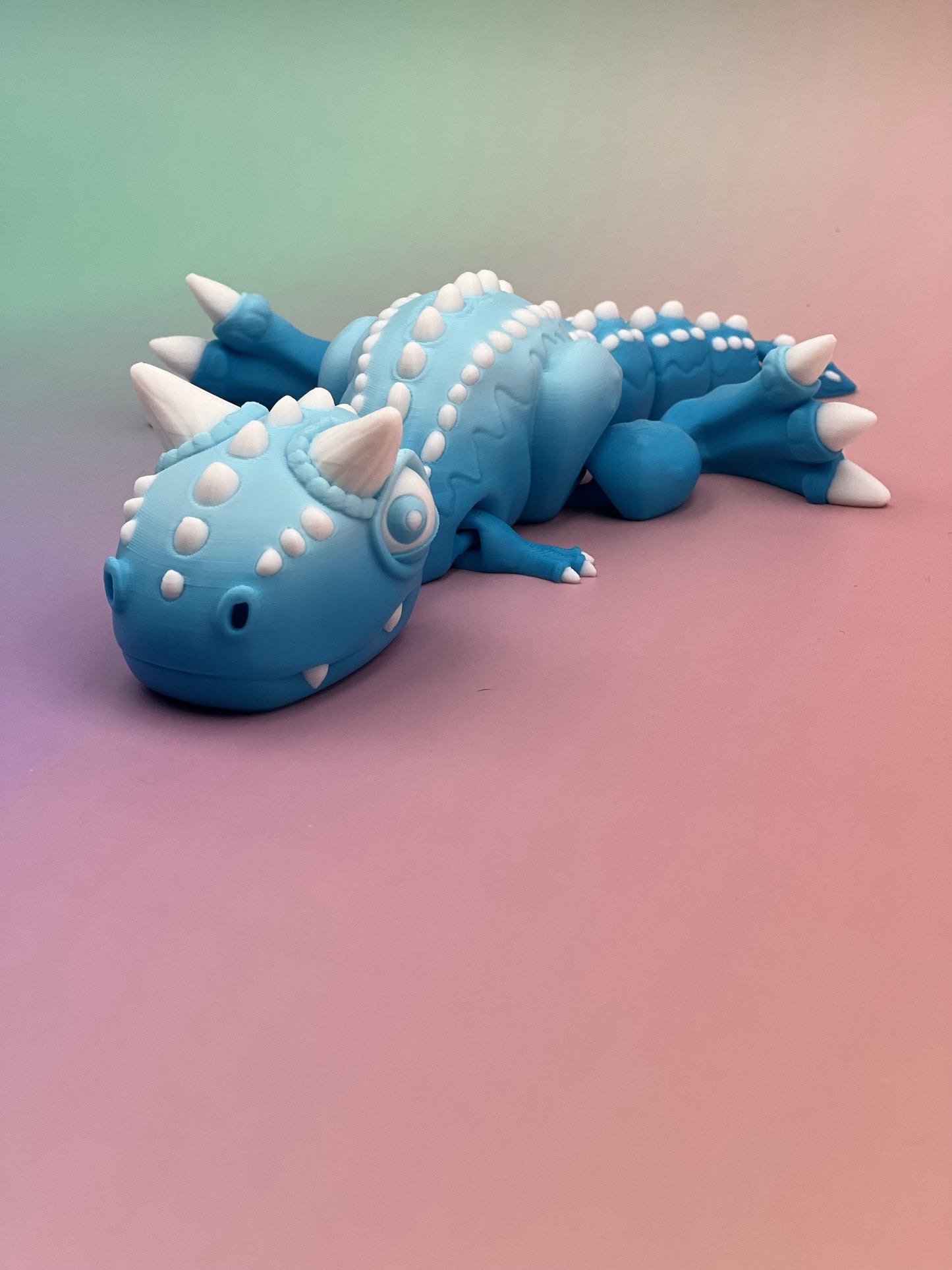 Carnosaurs Figurine – Blue with White Accents