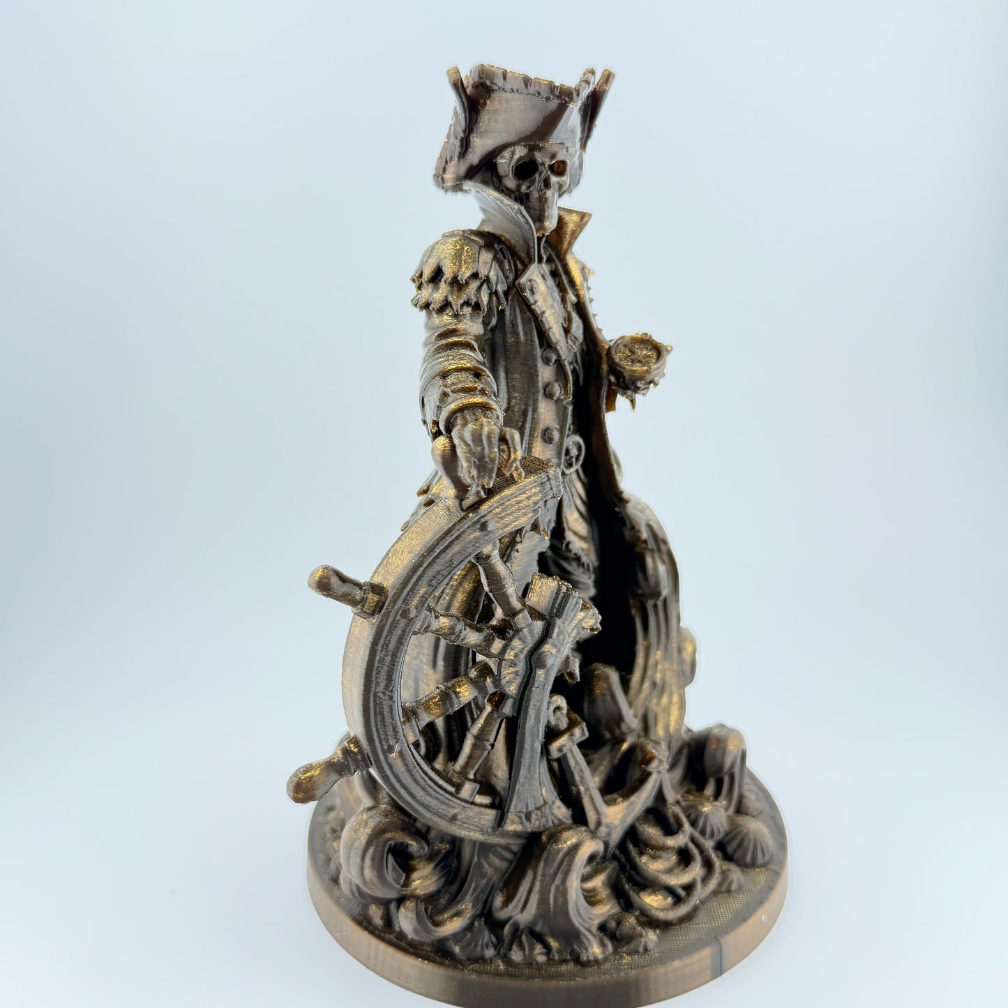 Undead Pirate Captain – Gothic Nautical Décor Statue