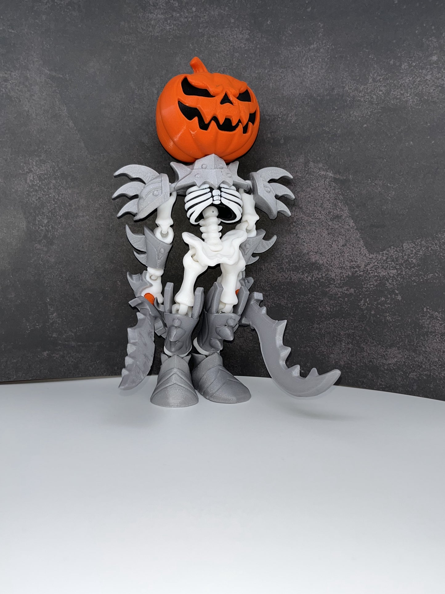 Pumpkin Knight – Armored Skeleton Figurine (Fantasticraft3D)
