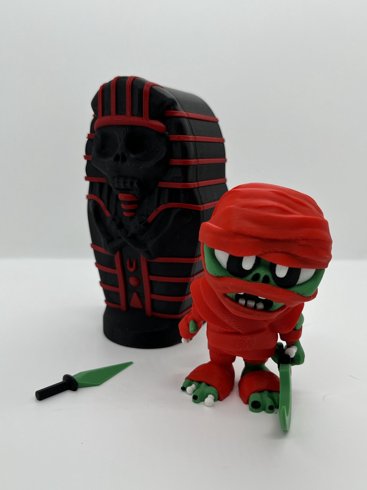 Mummy with Sarcophagus – Red/Black Set (6"