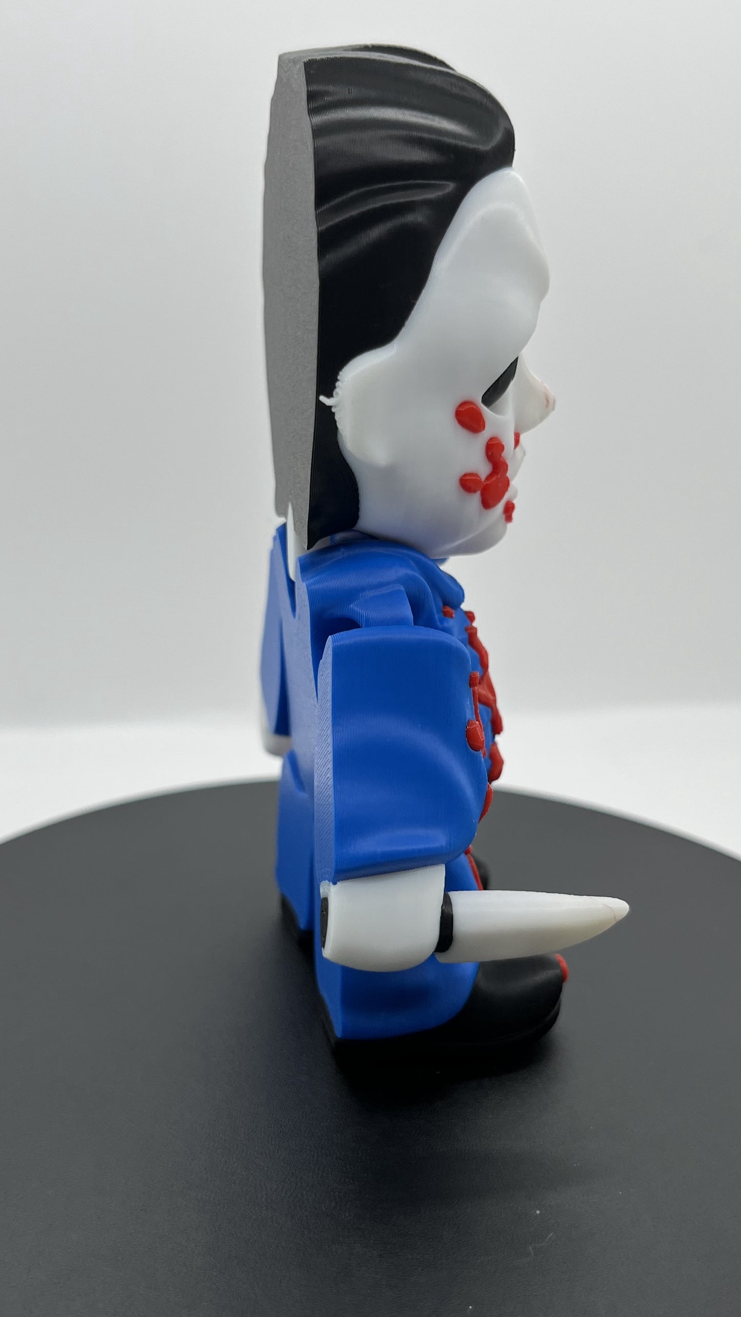 Michael Myers Mini Figurine – Horror Fan Art with Flexible Joints (Halloween Inspired)