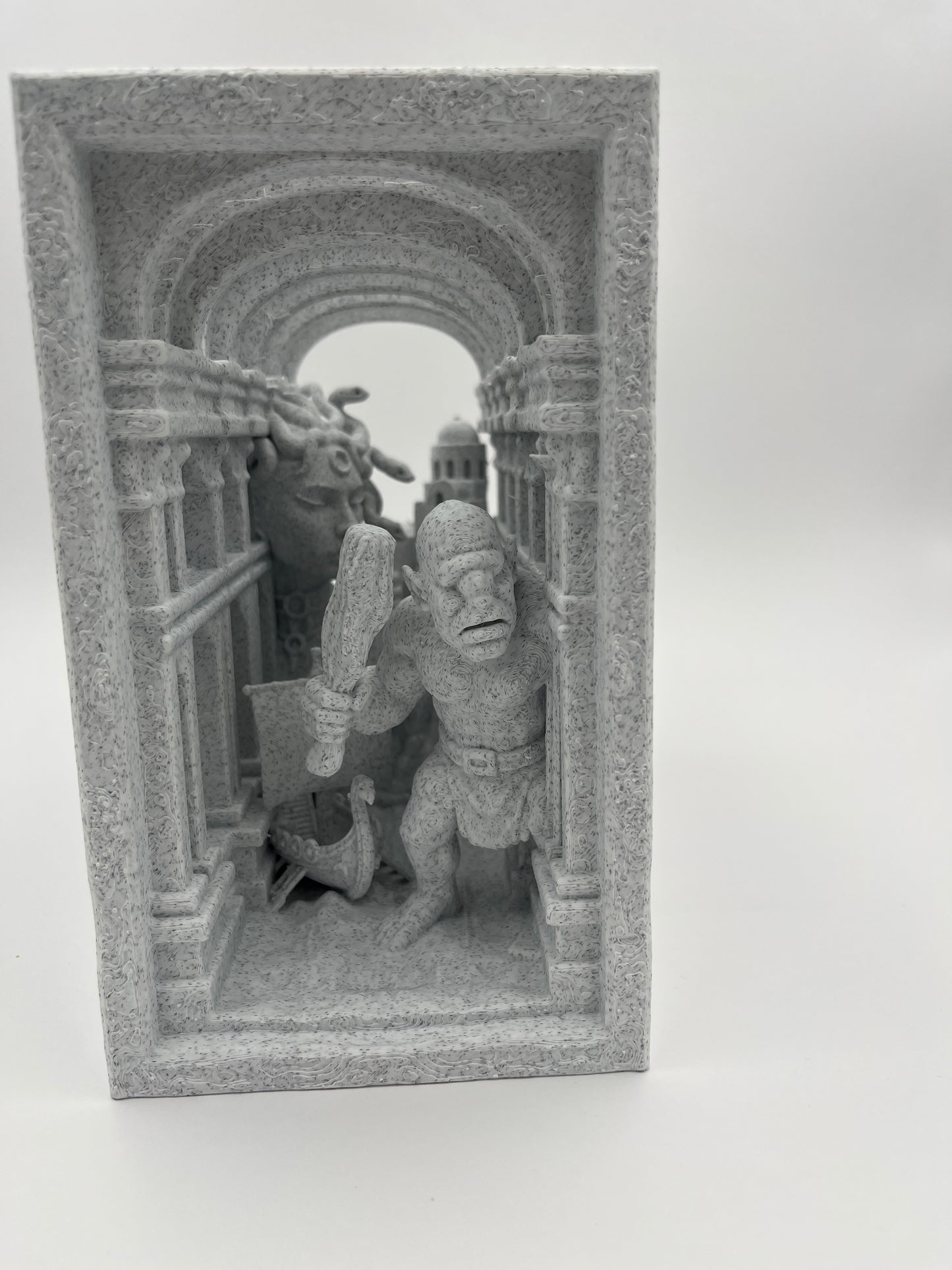 Medusa & Minotaur Stone-Look Book Nook – Shelf Diorama (10" D)