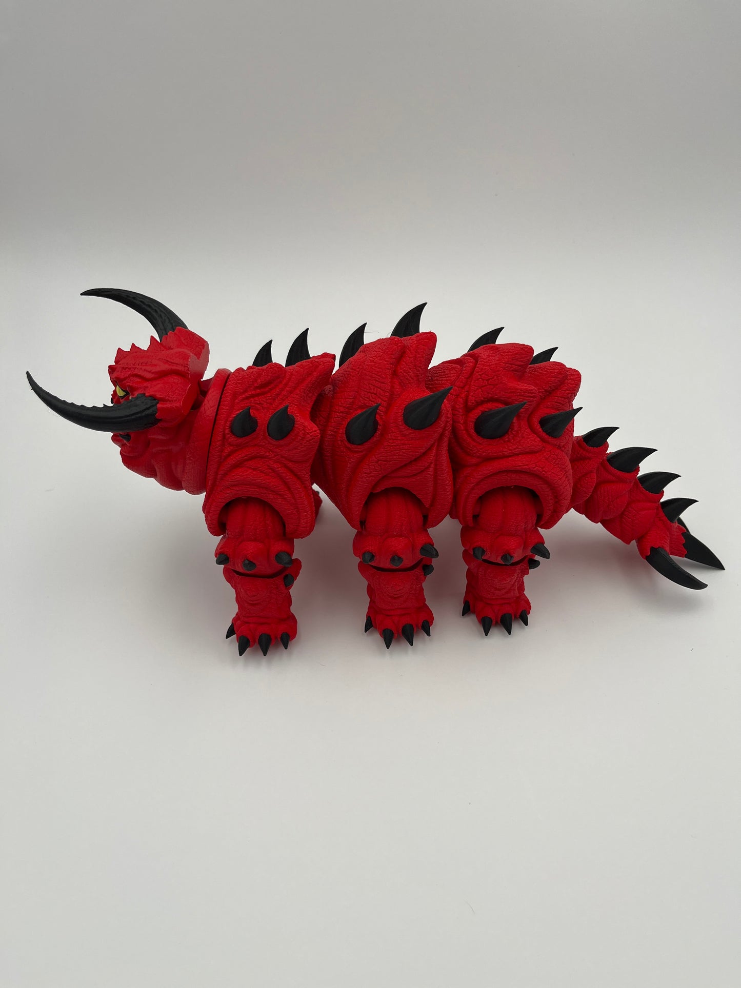 USHI – Articulated Creature Figurine (Designer: Pipe Cox)