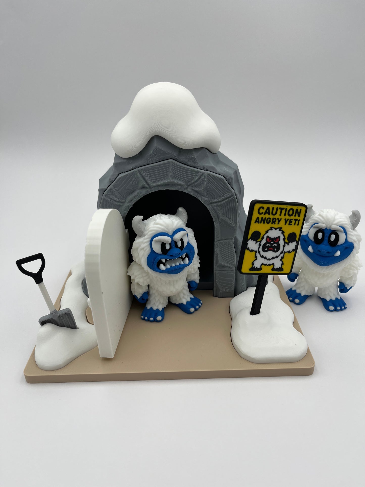 Snowy Yeti Cave Diorama with Two Yetis – 3D_Flexi_Forge