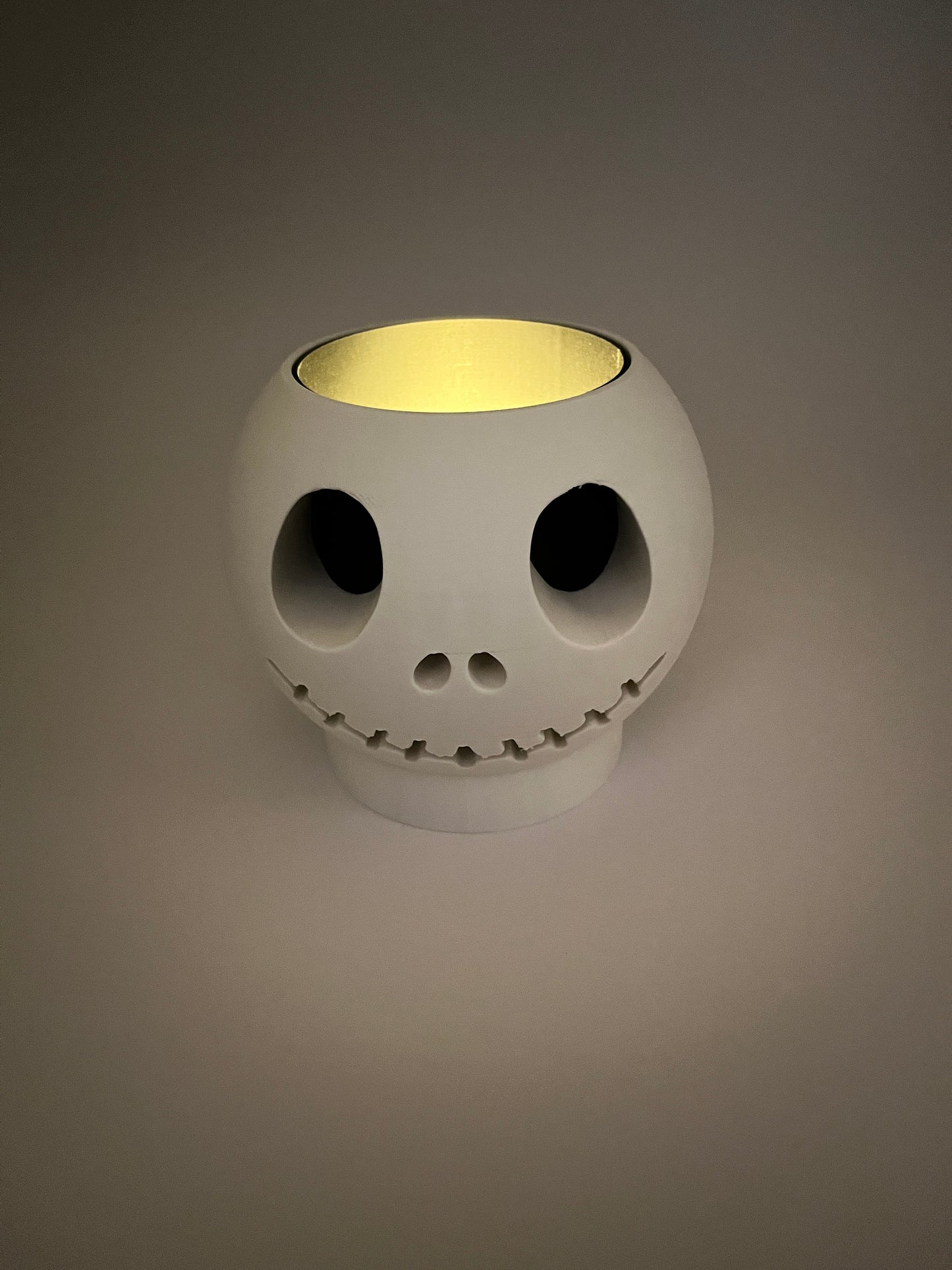 Cartoon Skull Light-Up Candy Bowl – Halloween Decor