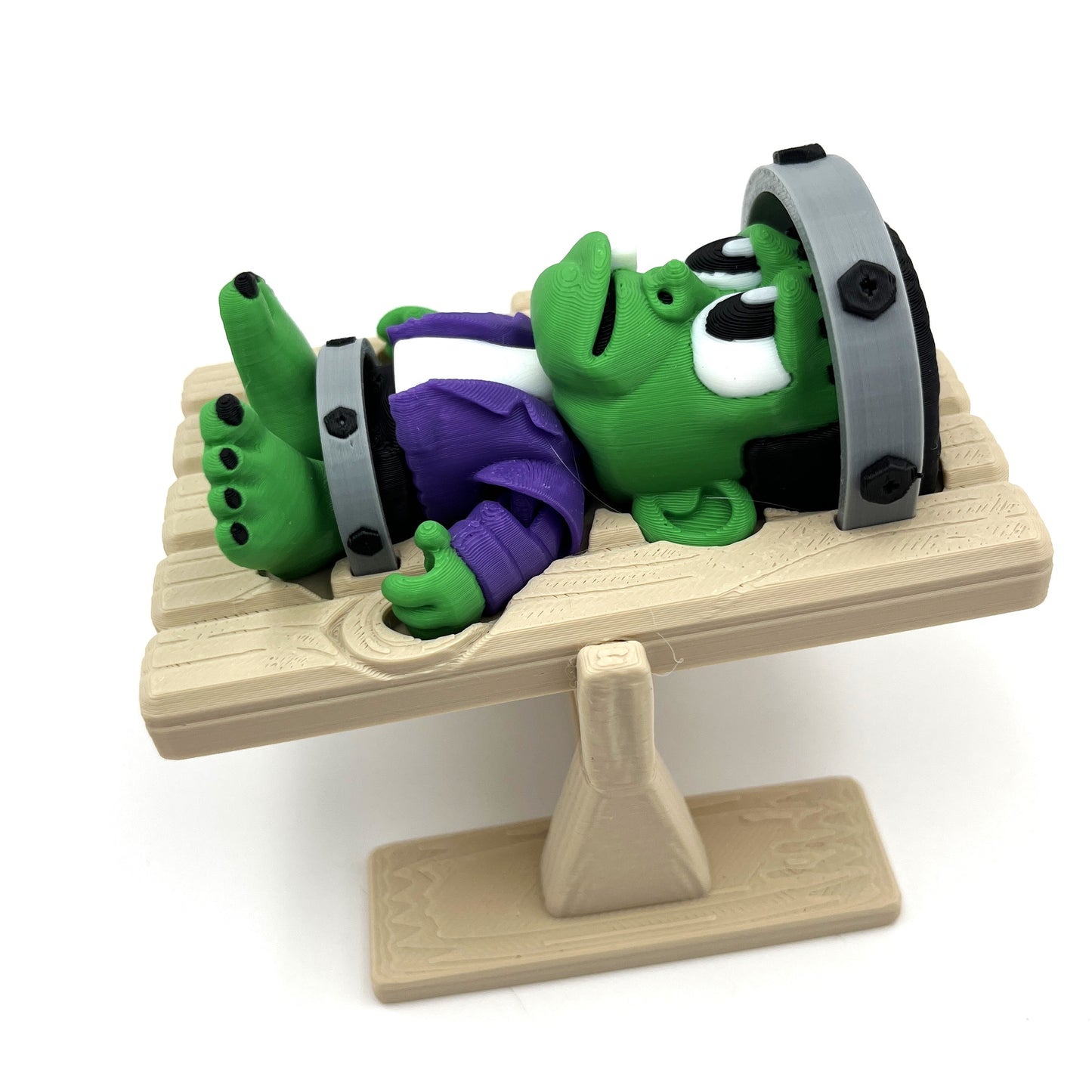 Cute Frankenstein with Lab Table Diorama – Creepy-Cute Desk Display