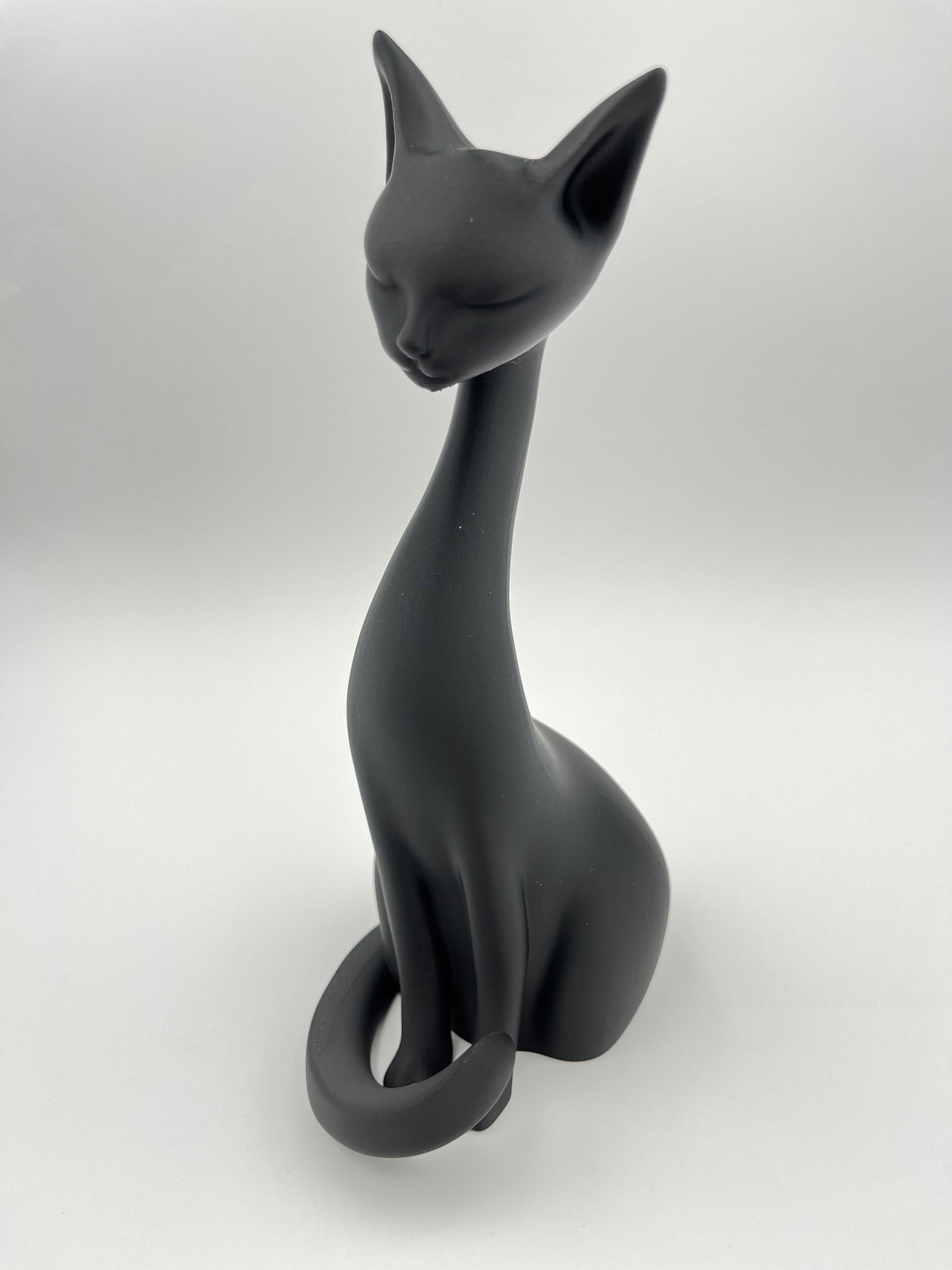 Elegant+Cat – Minimalist Black Statue (10")