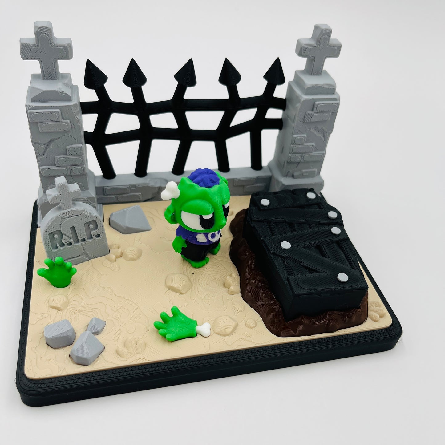 Zombie Graveyard Diorama with Coffin & Accessories – 3D_Flexi_Forge