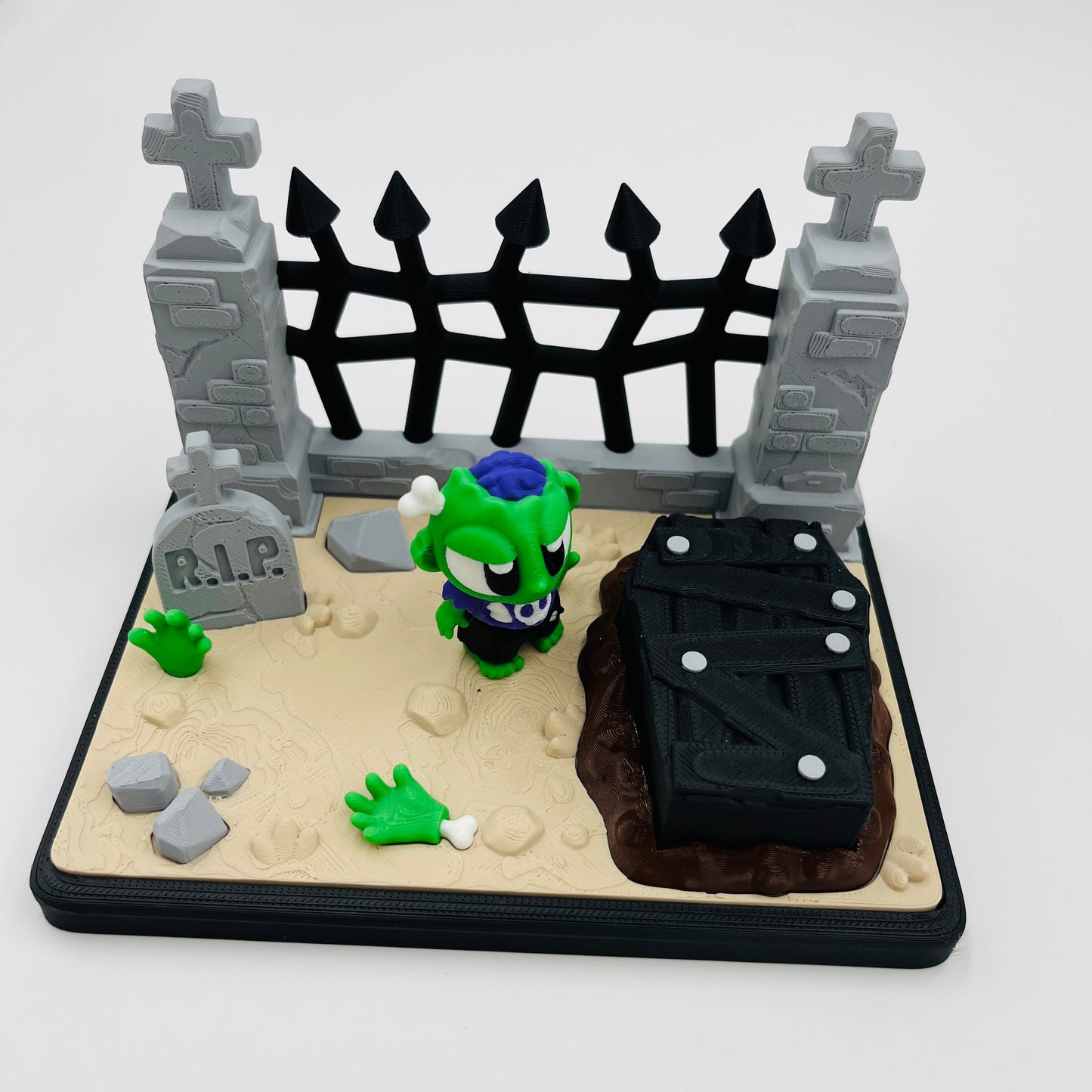 Zombie Graveyard Diorama with Coffin & Accessories – 3D_Flexi_Forge