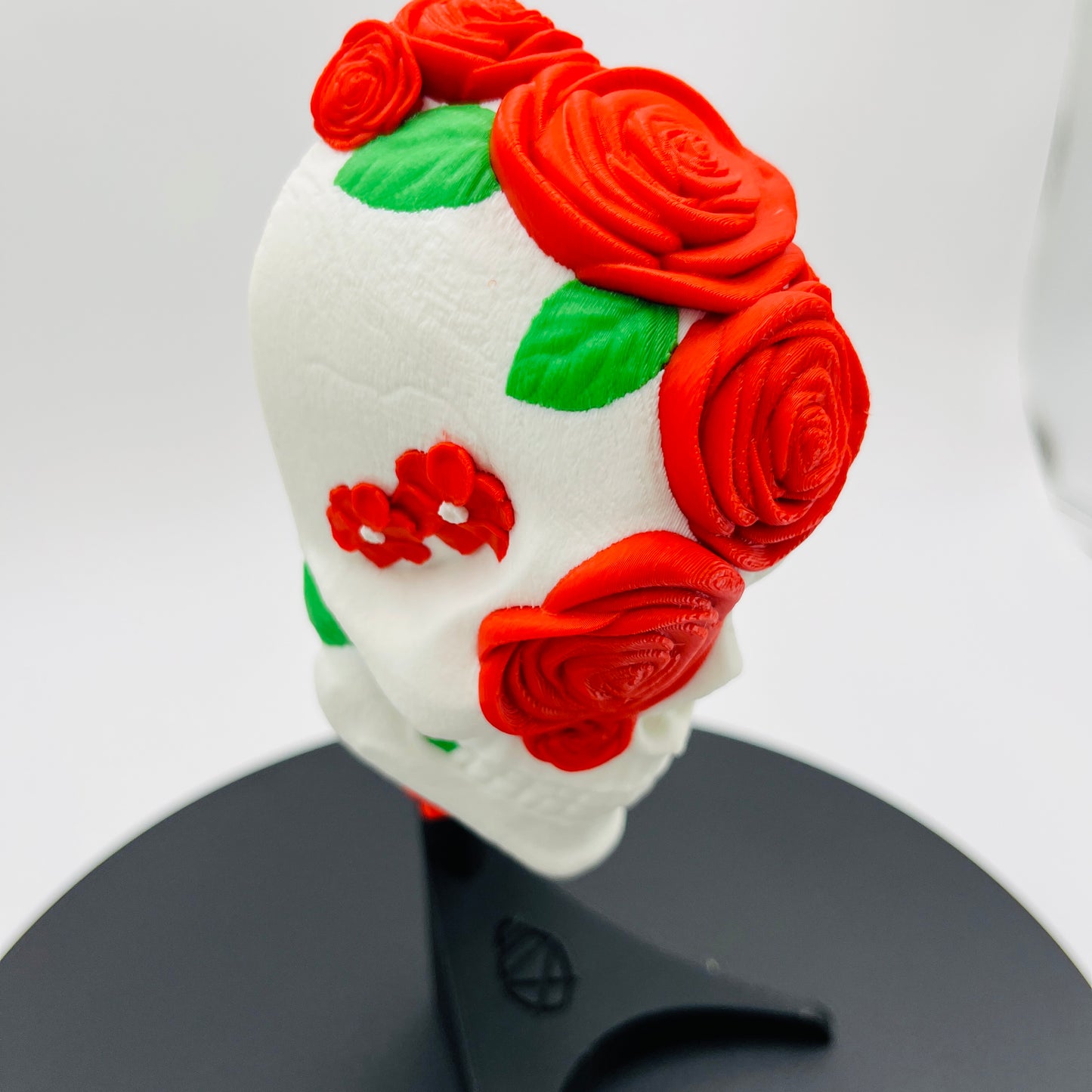 Rose-Embellished Skull – Wall Art or Table Display (Hardware Included)
