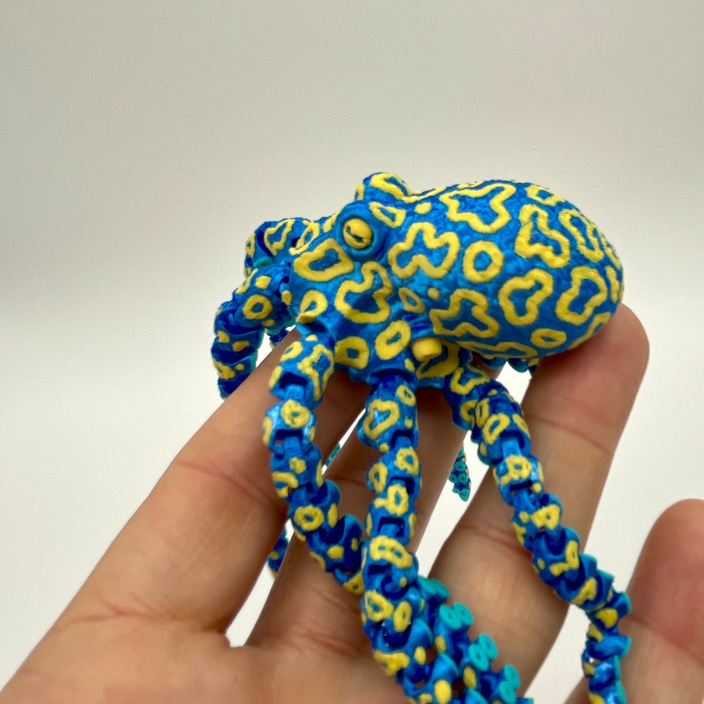 Mini Blue & Yellow Ringed Octopus (Poseable) Figurine