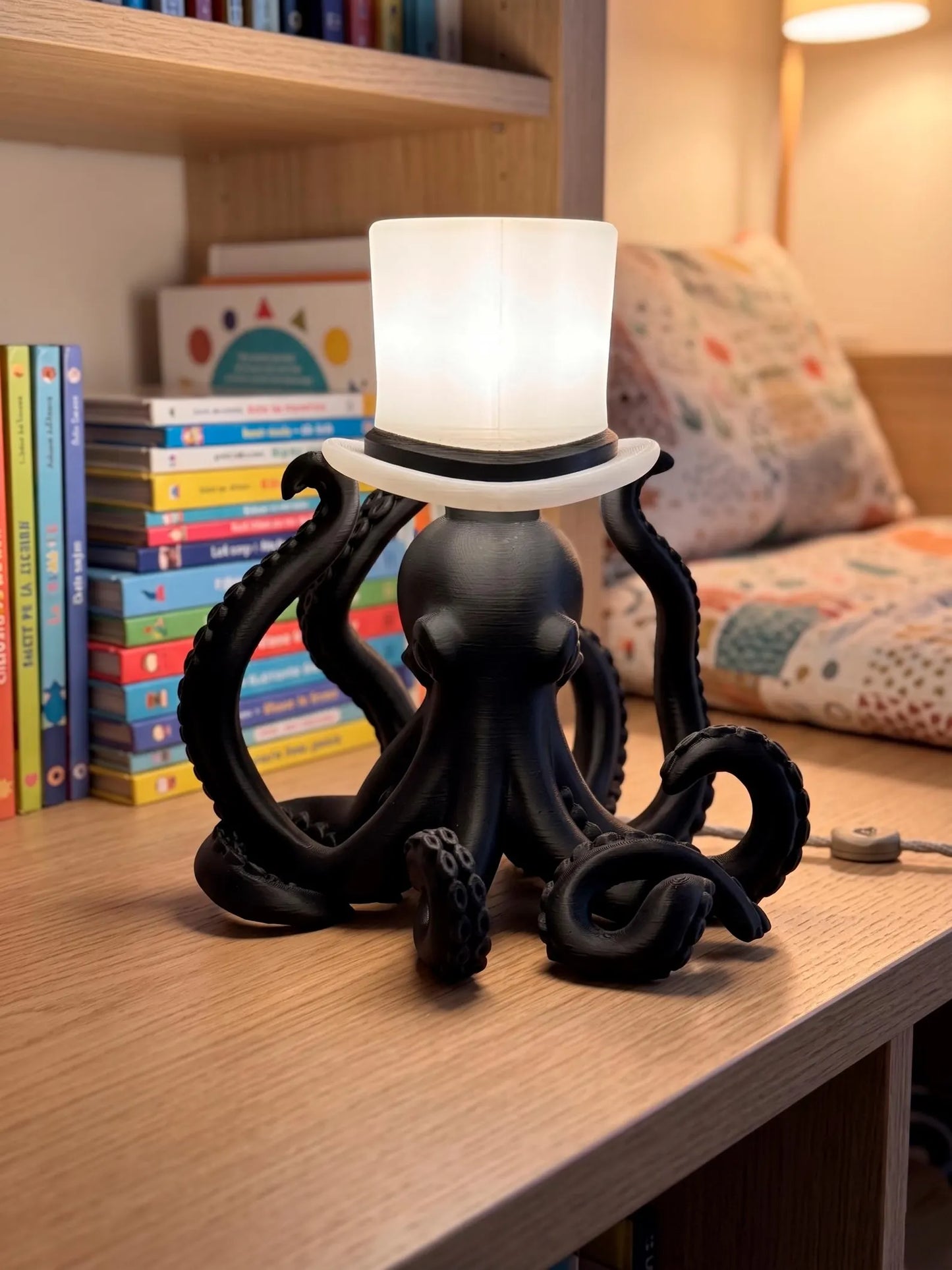 Octopus Table Lamp – Animal Desk Lamp, 3D Printed Sculptural Lighting