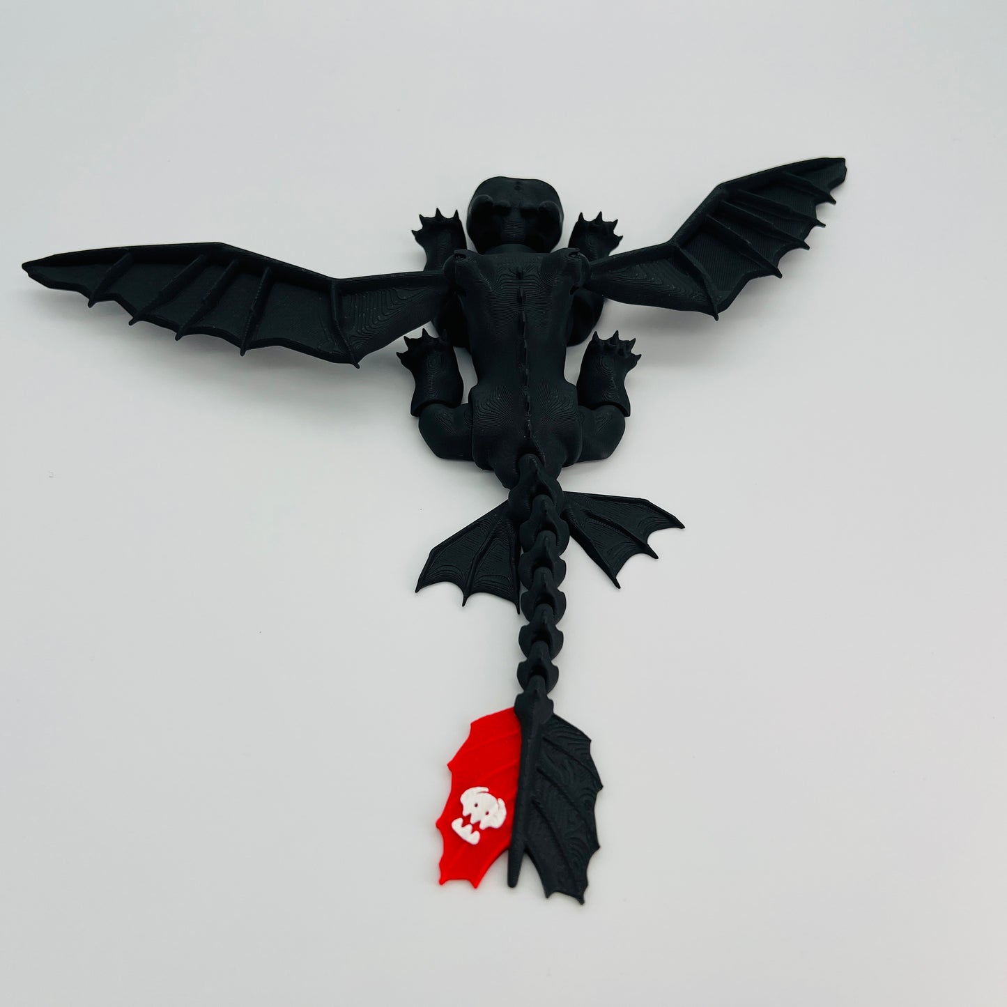 Night-Fury Fan Dragon — Matte Black Figurine (Articulated Wings)