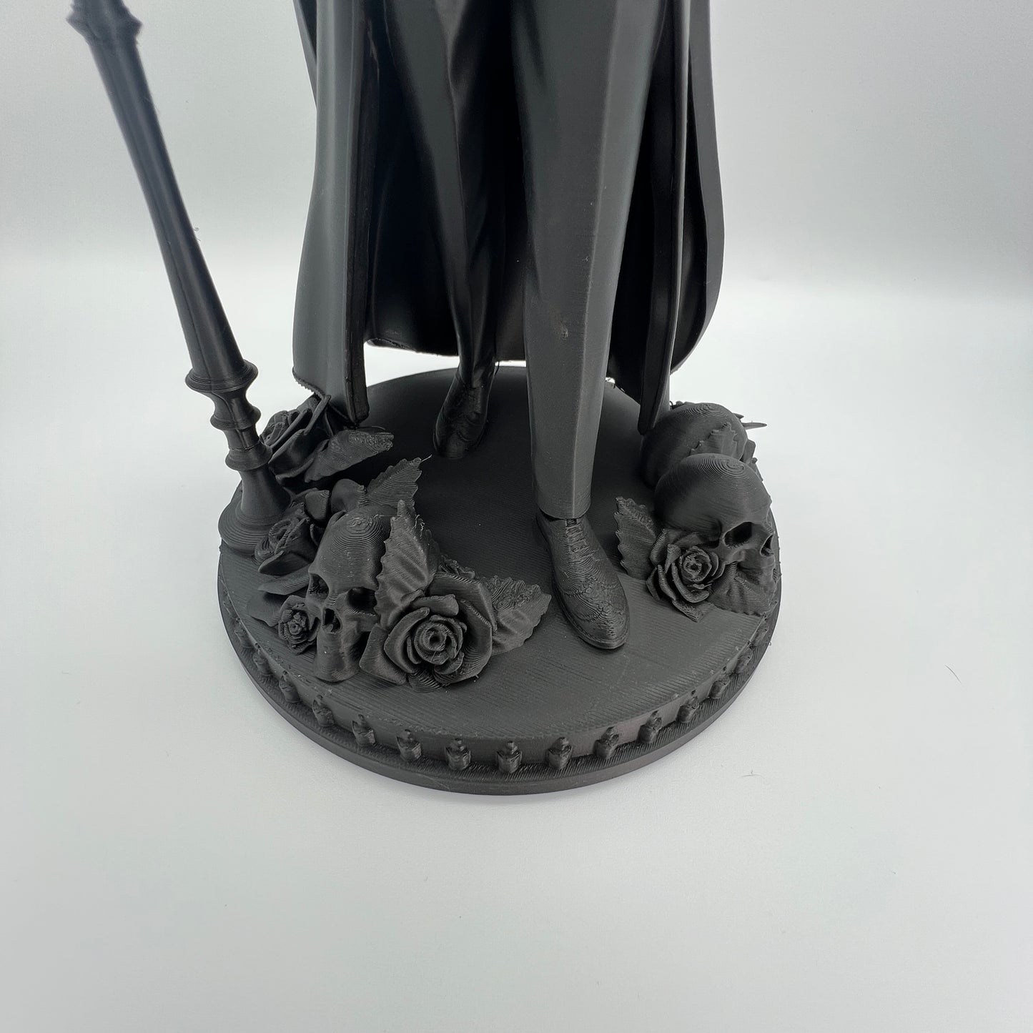 Dracula Statue – Matte Charcoal Black
