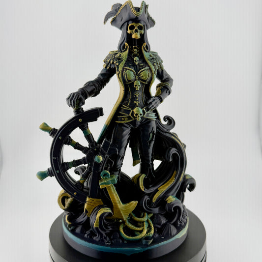 Pirate Queen Skeleton Home Decor Statue – Gothic Nautical Decor