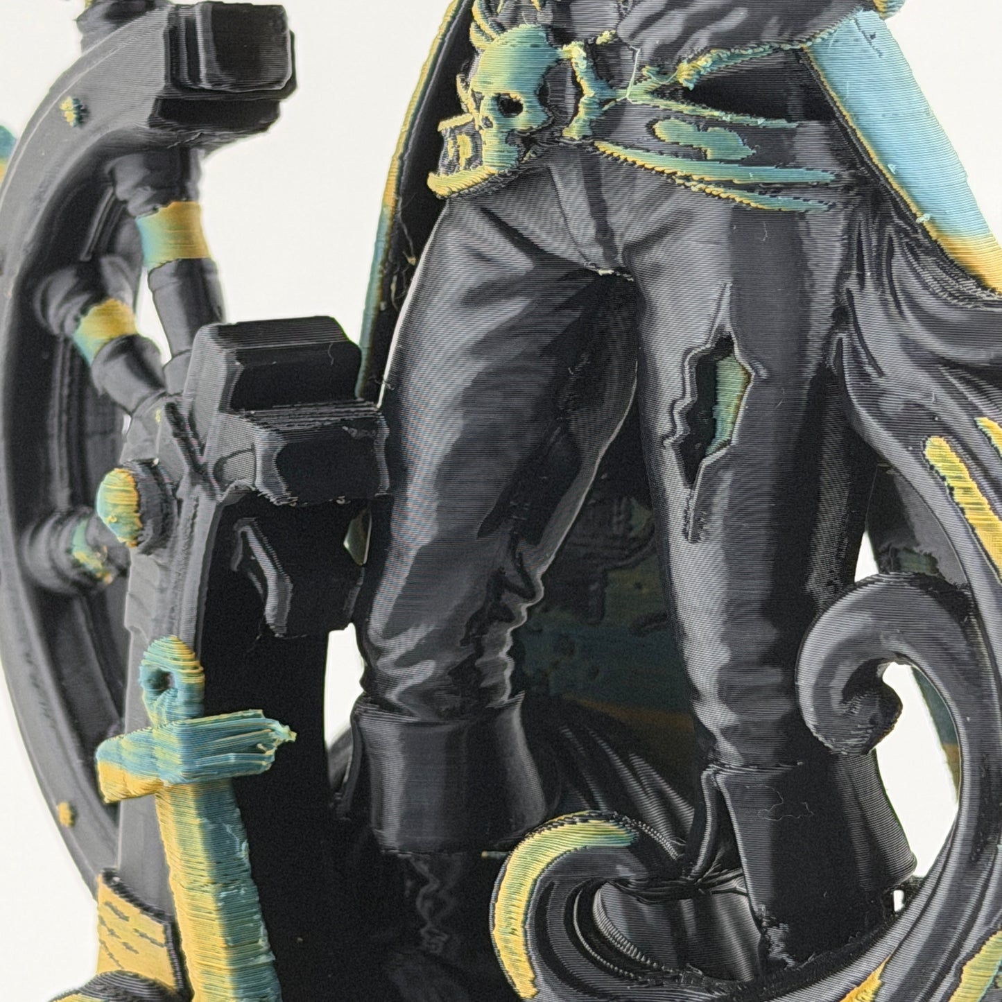 Pirate Queen Skeleton Home Decor Statue – Gothic Nautical Decor