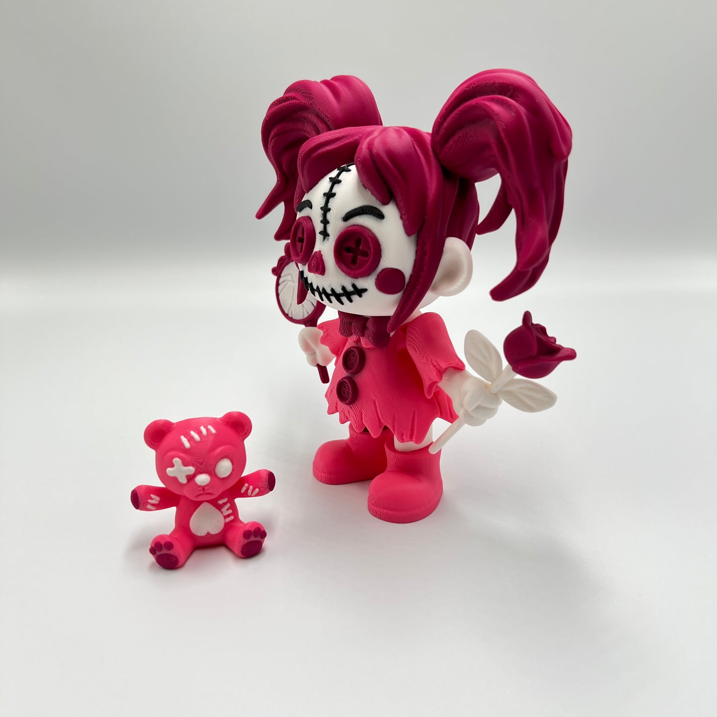Creepy Doll Heartbreaker Figurine Set