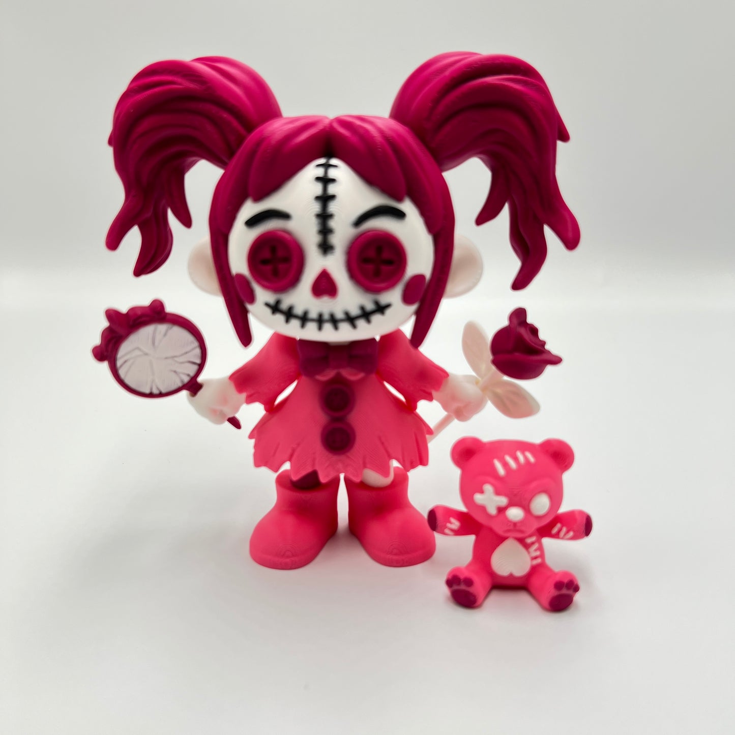 Creepy Doll Heartbreaker Figurine Set