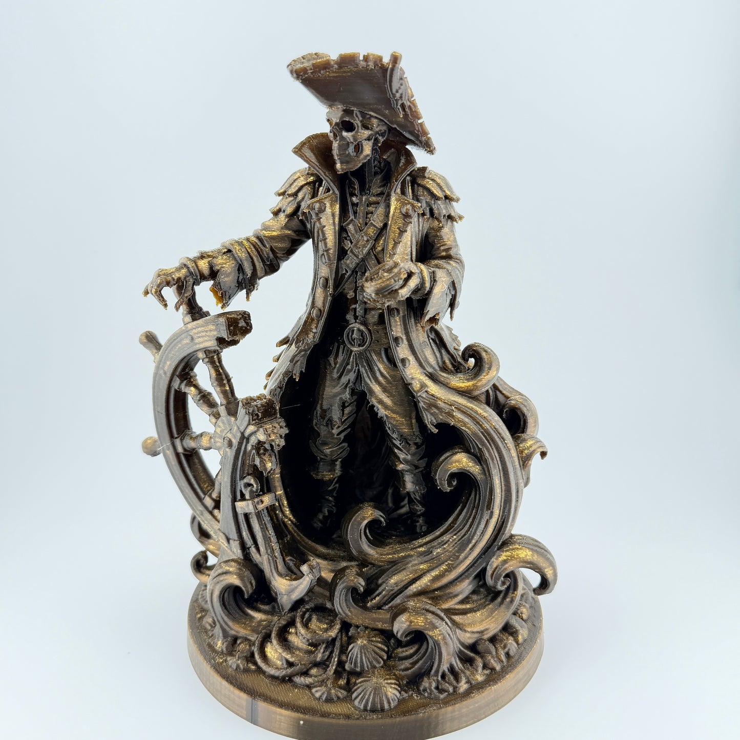 Undead Pirate Captain – Gothic Nautical Décor Statue