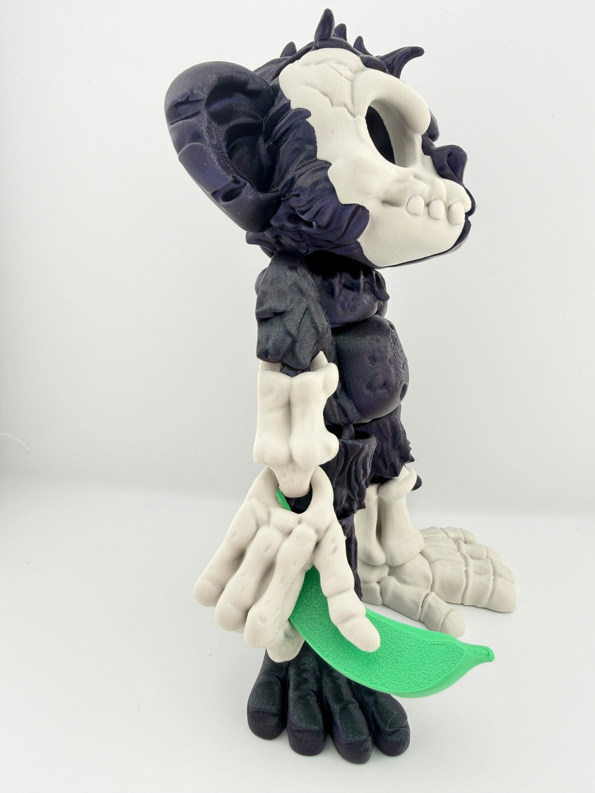 Zombie Monkey Hangimal Super-Sized – Flexible Undead Collectible with Banana