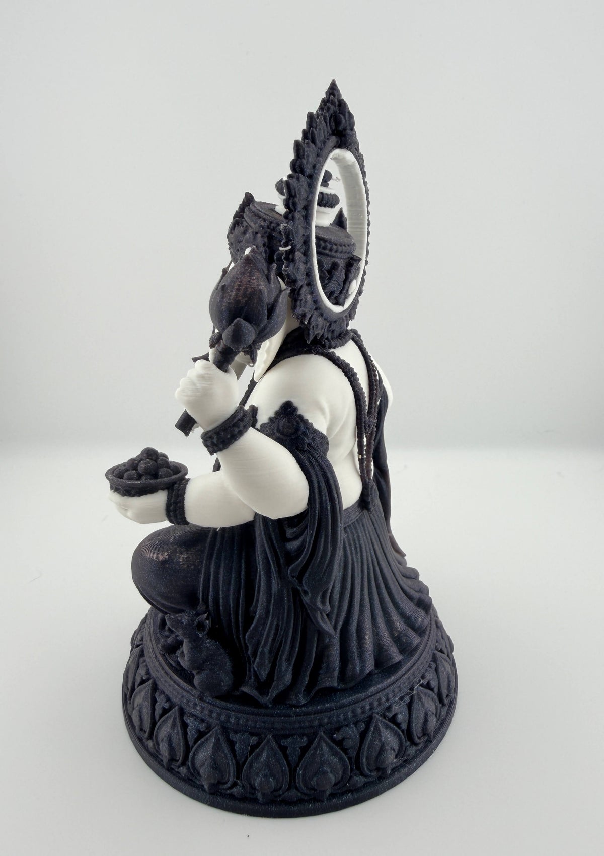 Ganesha – Lord of Wisdom Statue, Titanium and White Spiritual Décor
