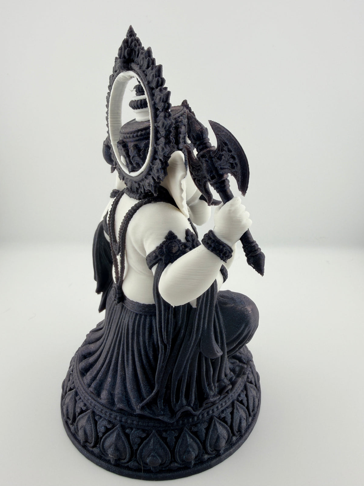 Ganesha – Lord of Wisdom Statue, Titanium and White Spiritual Décor