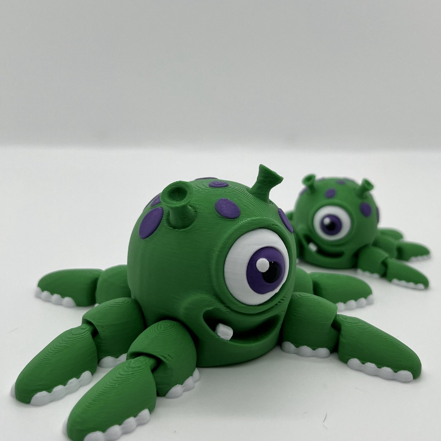 Alien Squid Figurine Set – 3D Printed Articulated Display Figures
