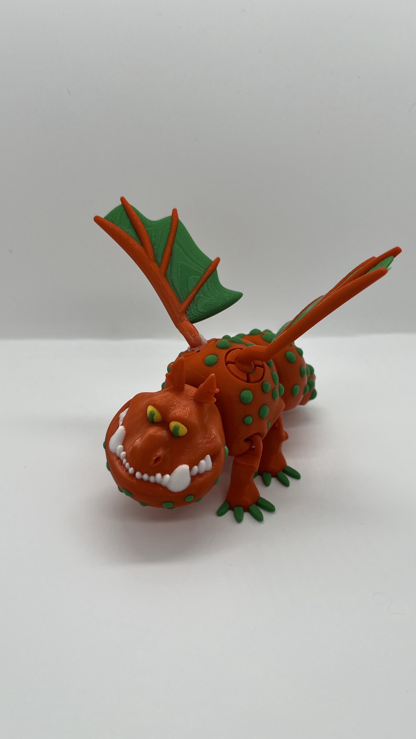 Meatlug Fan Art Figurine – 3D Printed Dragon with Flexible Joints, Bright Colors