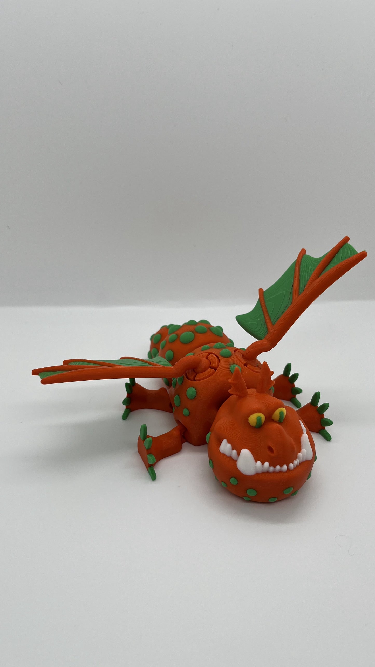 Meatlug Fan Art Figurine – 3D Printed Dragon with Flexible Joints, Bright Colors