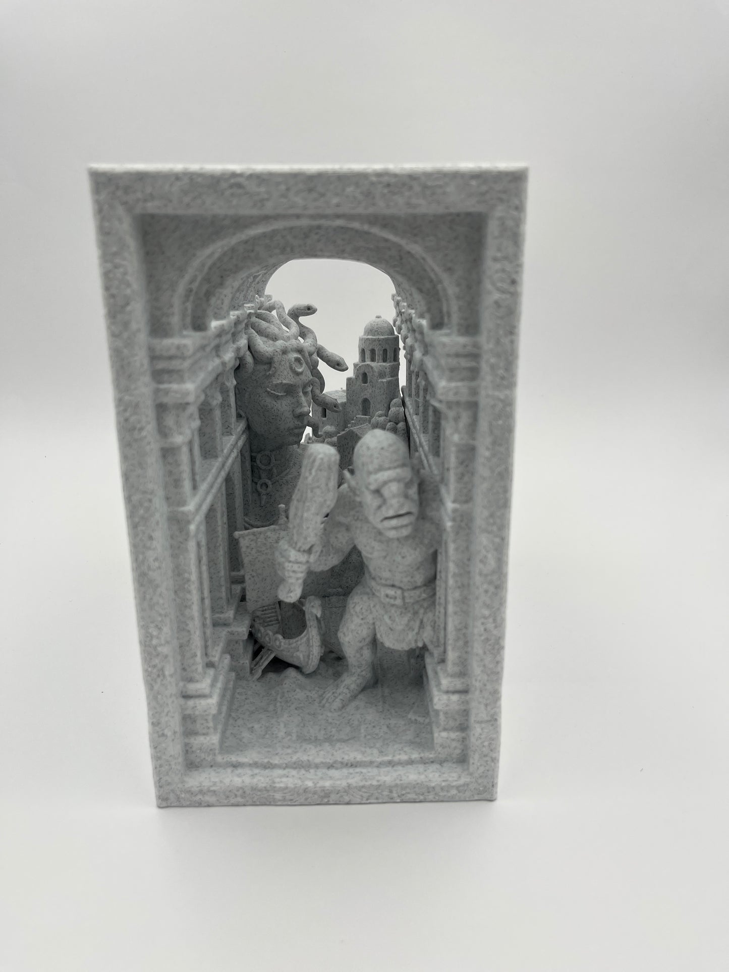Medusa & Minotaur Stone-Look Book Nook – Shelf Diorama (10" D)