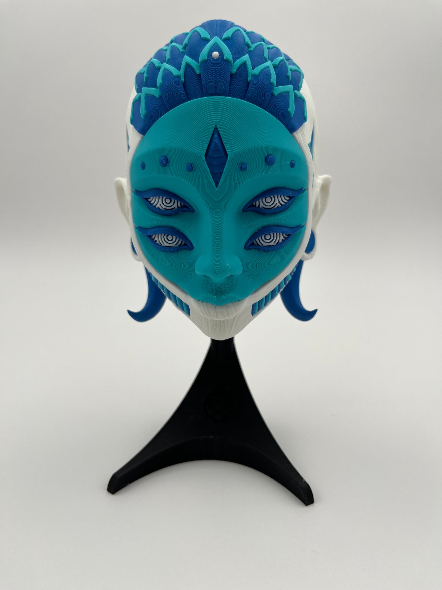 Arlequín Art Mask – Wall Mount or Free-Stand Display