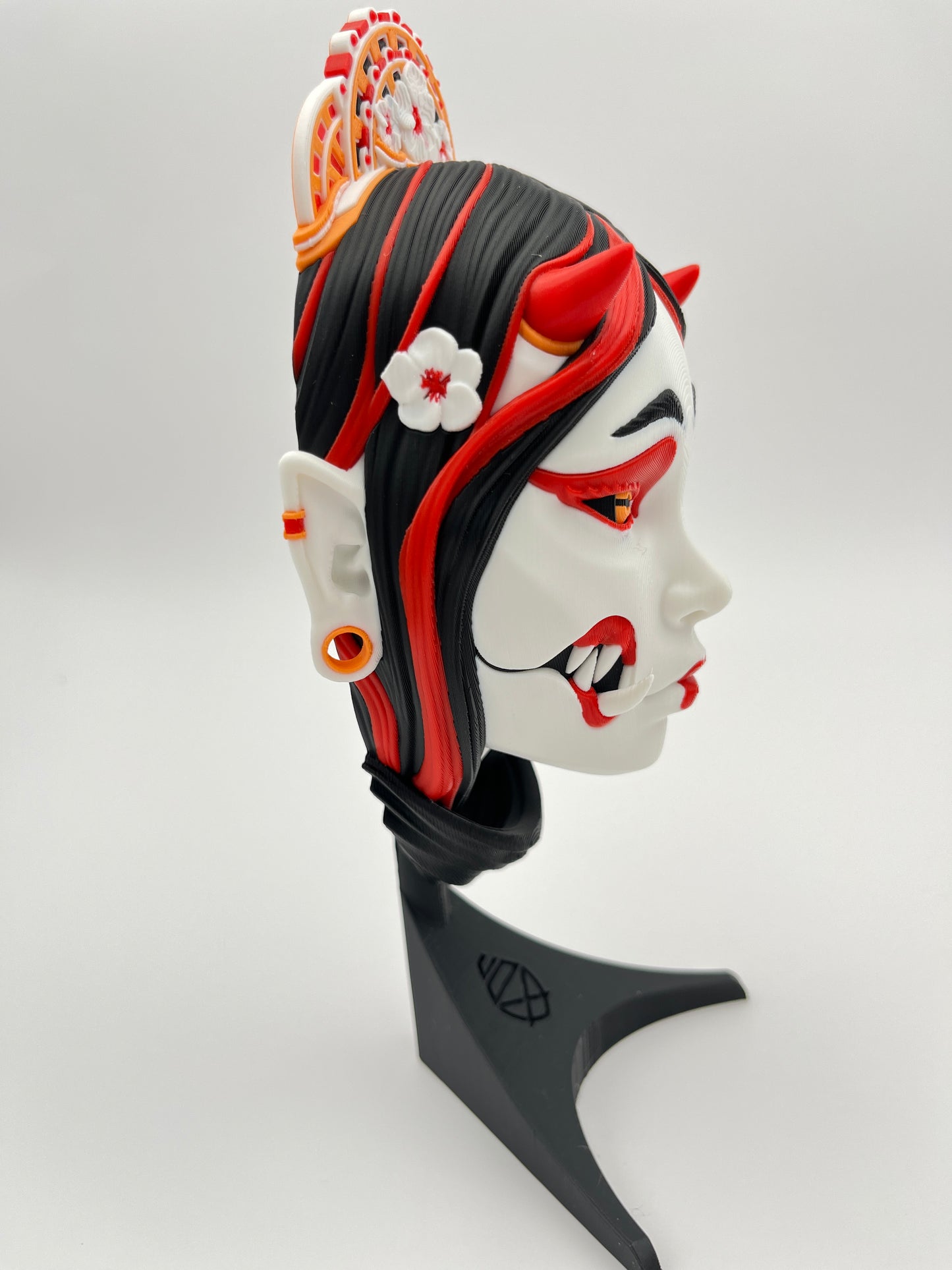 KUCHISAKE Wall Mask – Oni-Inspired Geisha Mask (Wall or Table Display)