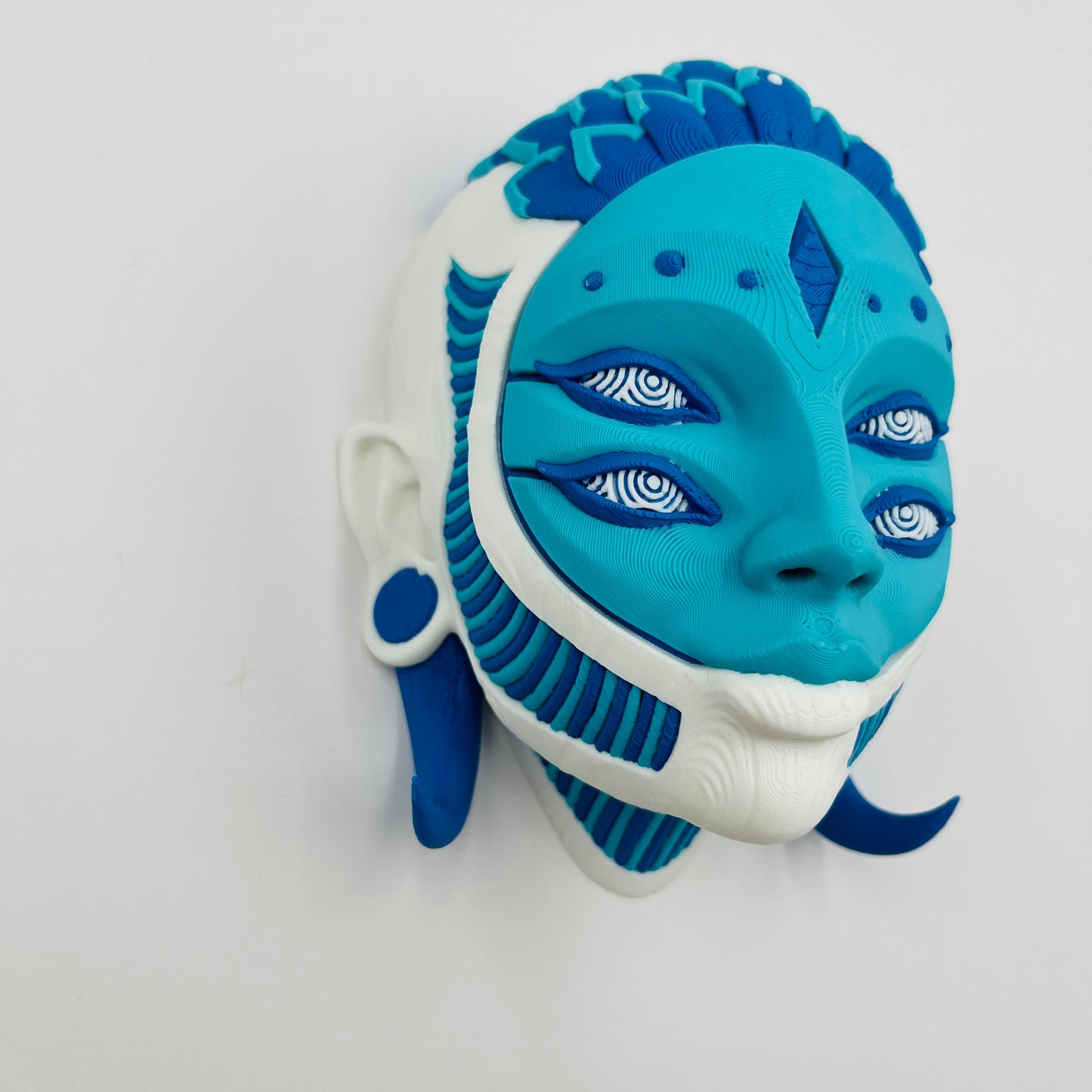 Arlequín Art Mask – Wall Mount or Free-Stand Display