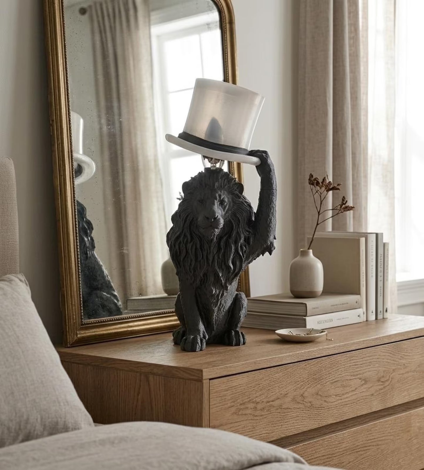 Lion Table Lamp – Animal Desk Lamp, 3D Printed Sculptural Lighting