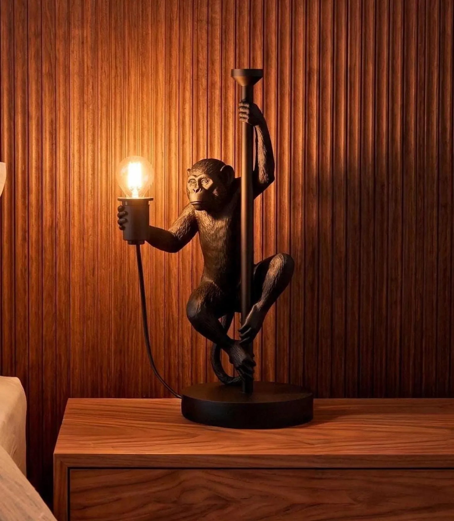 Climbing Monkey Table Lamp – Jungle Animal
