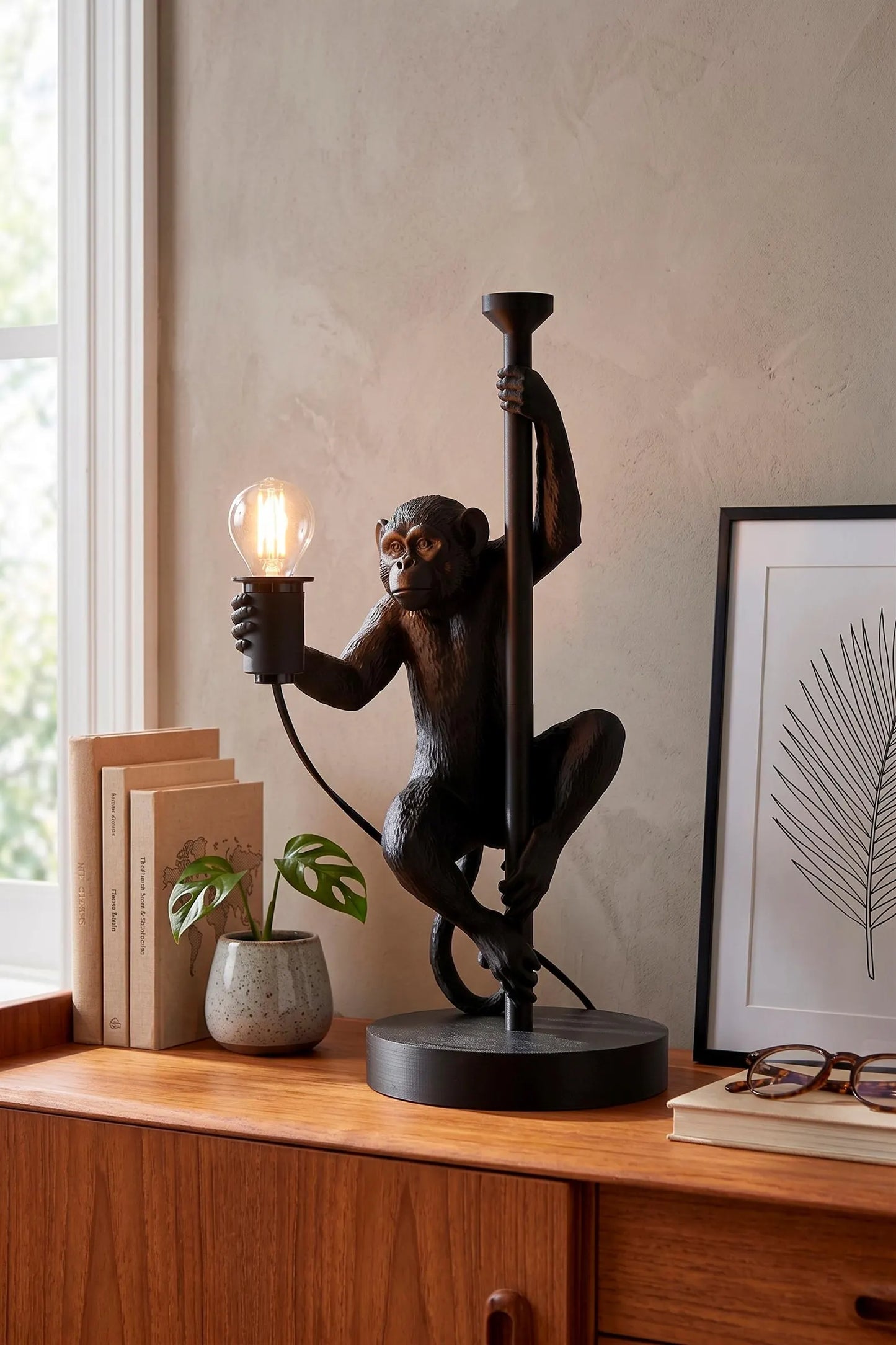 Climbing Monkey Table Lamp – Jungle Animal