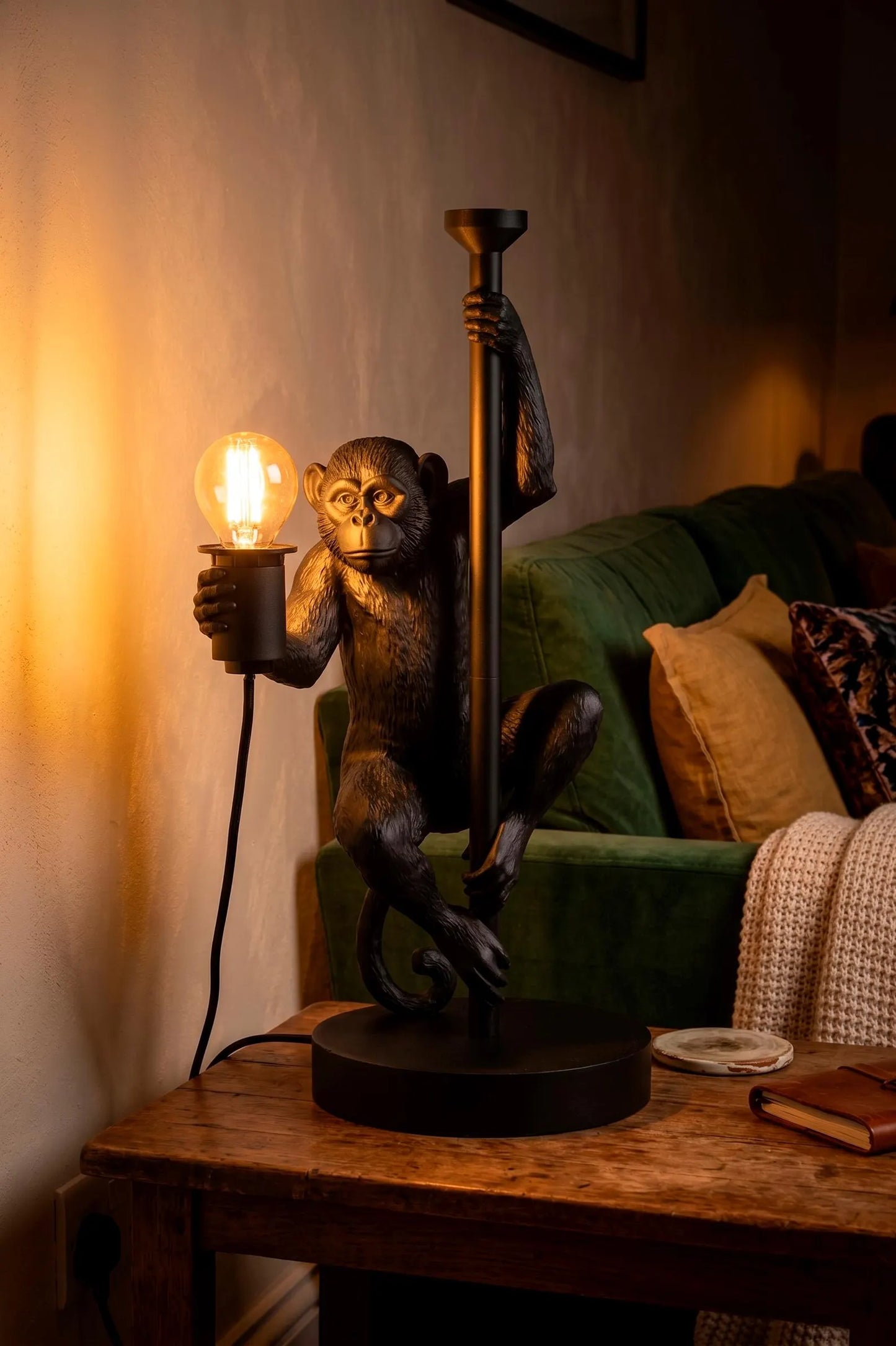 Climbing Monkey Table Lamp – Jungle Animal