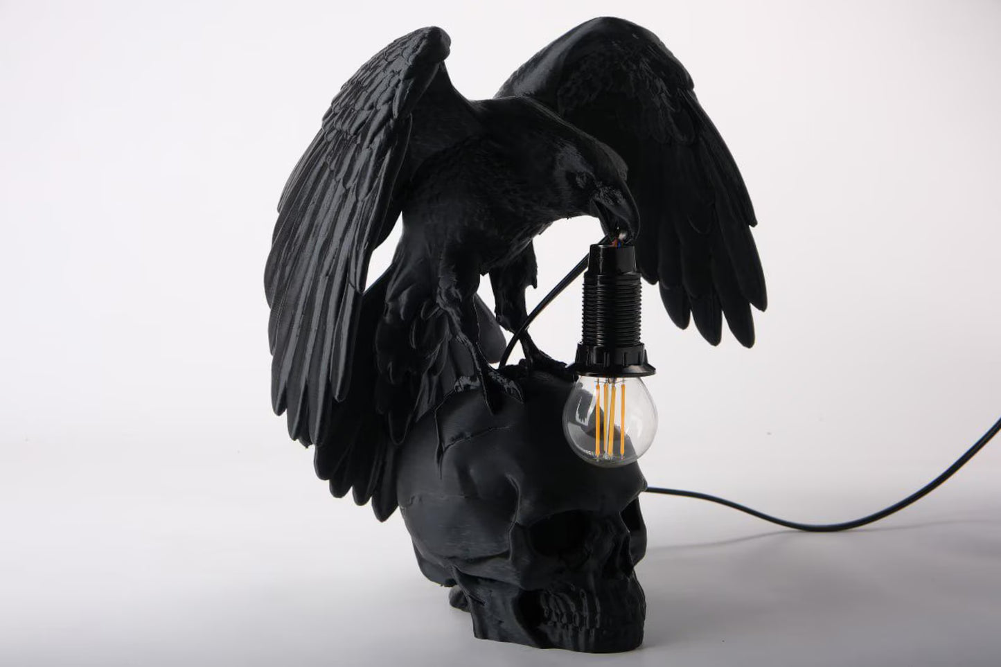 Raven Skull Table Lamp – Gothic Raven Desk Light
