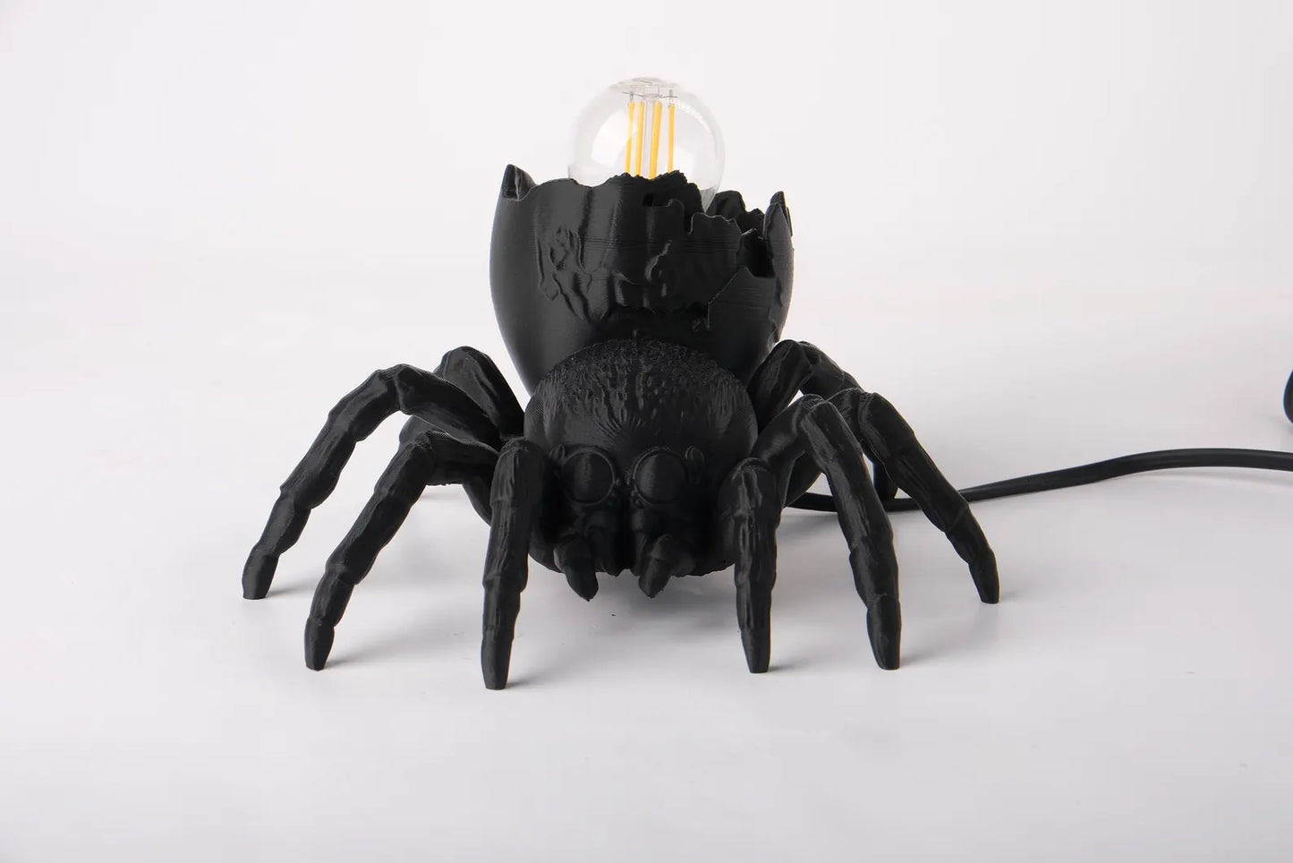 Spider Table Lamp – Gothic Sculptural Desk Light