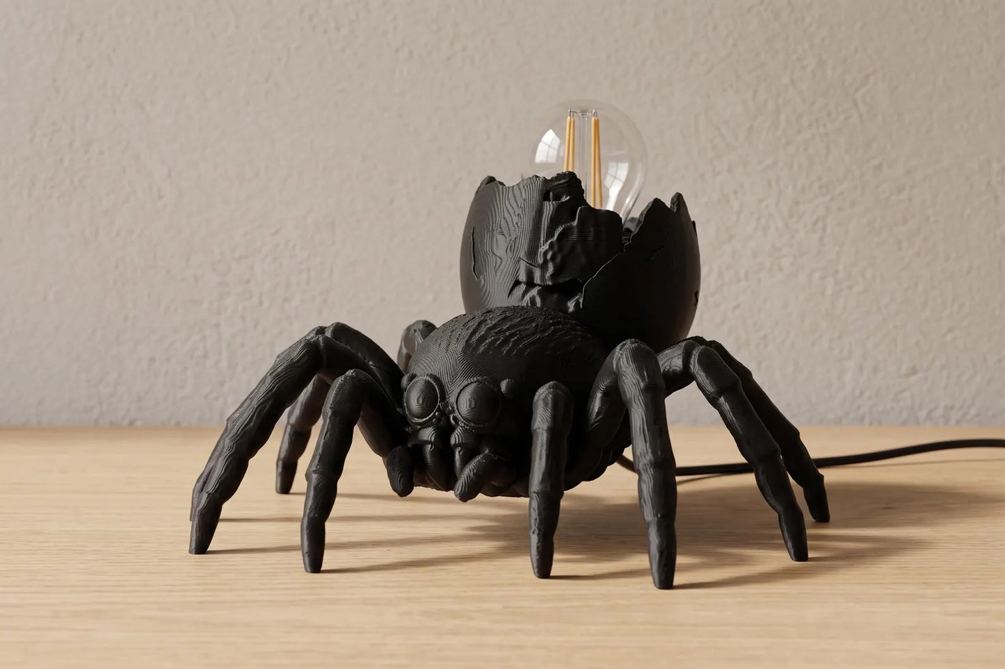 Spider Table Lamp – Gothic Sculptural Desk Light