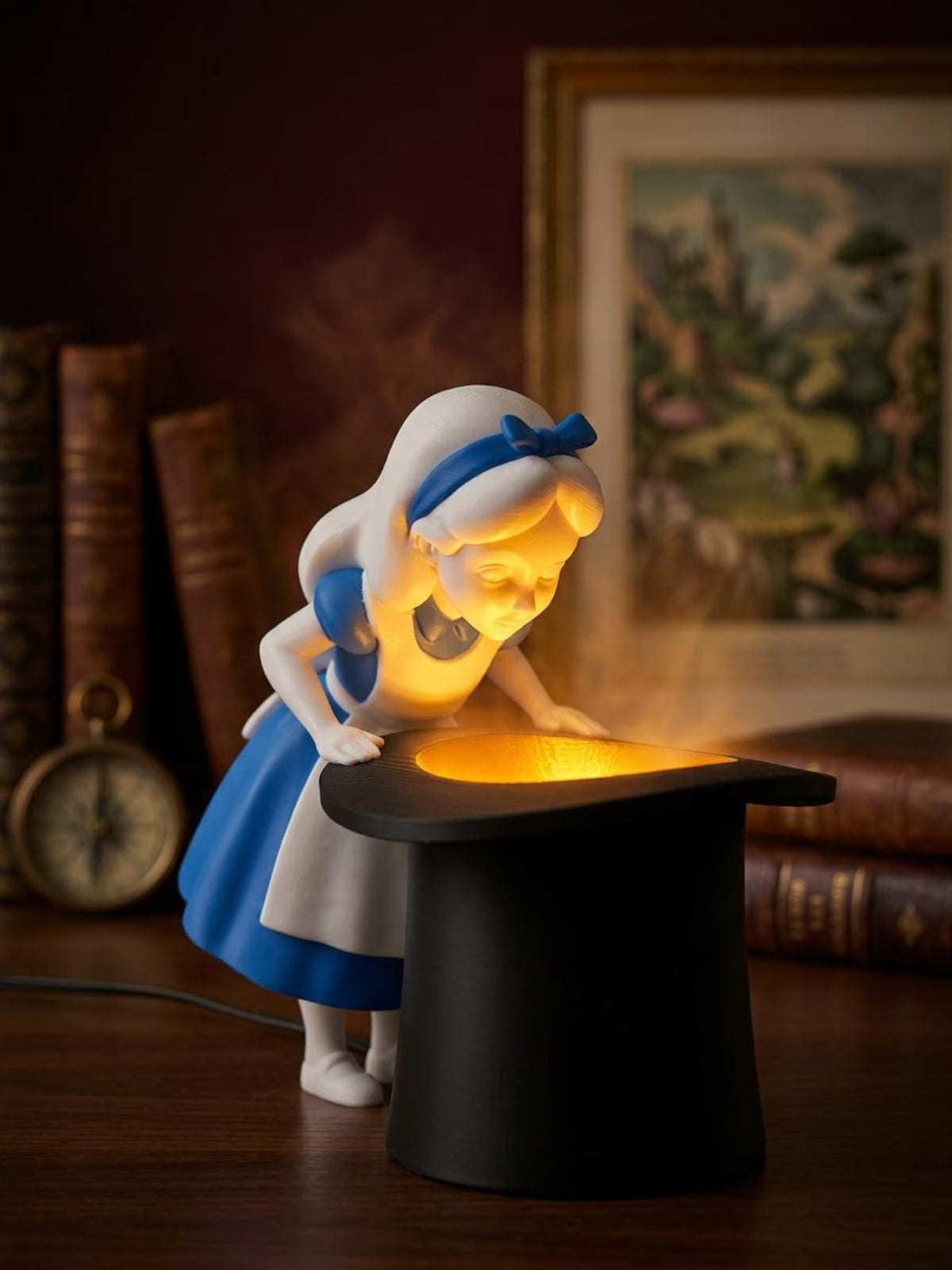 Wonderland Magic Hat Table Lamp – Storybook Fantasy Desk Light