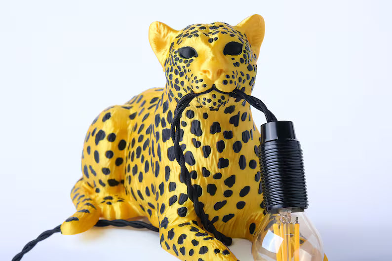 Leopard Table Lamp – Playful Safari Desk Lighting