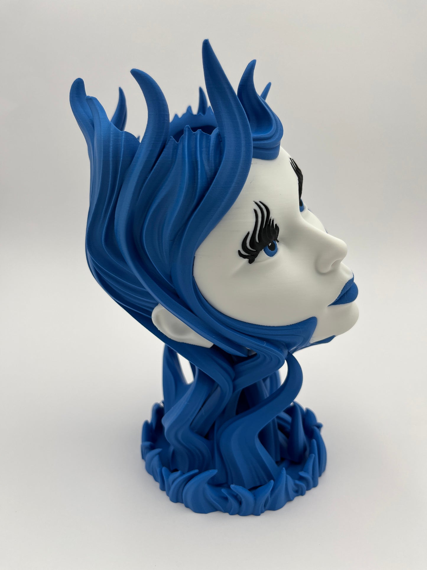 Fluida Blue Flame Enchantress Bust – Fantasy Art Sculpture Figurine